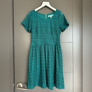 Aina Be Green Lace Cocktail Dress